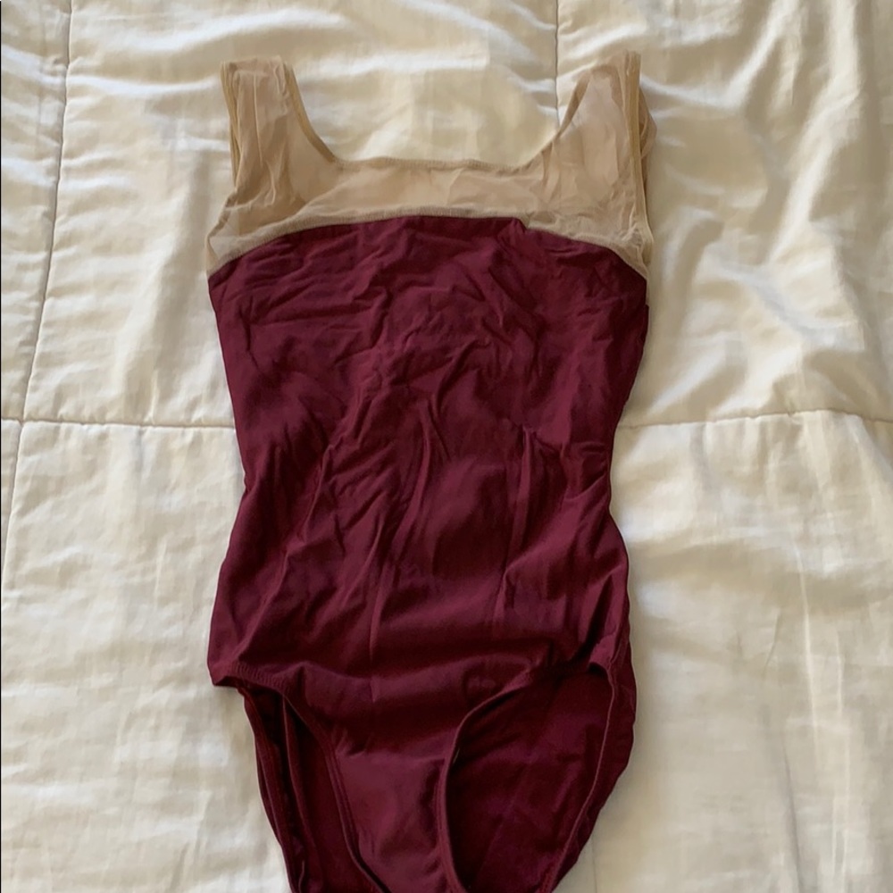 Eleve leotard size small